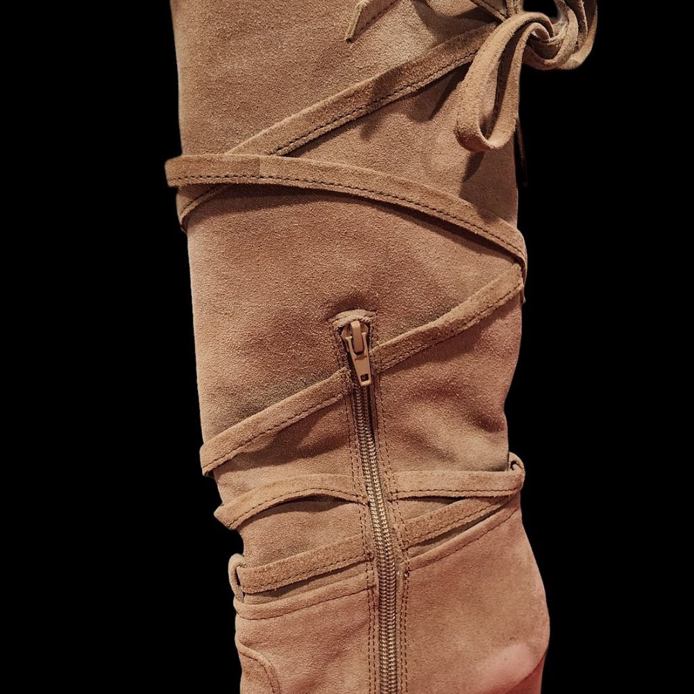 Vince Camuto Millay Boot in Khaki, size 9 (8.5)